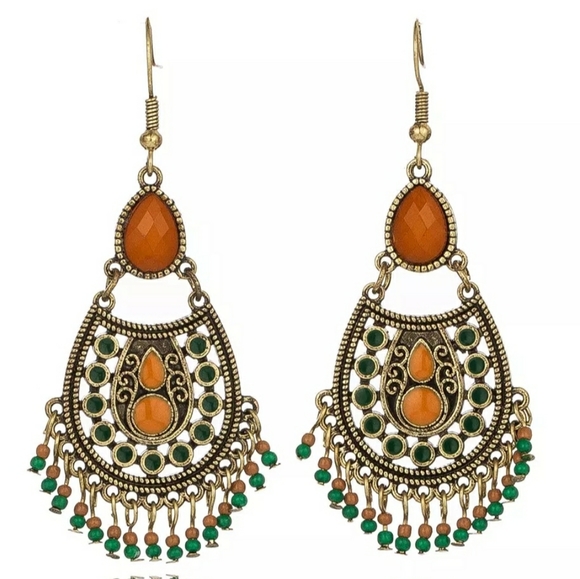 COPY - 6 pairs  of Trendy earrings - Picture 8 of 11